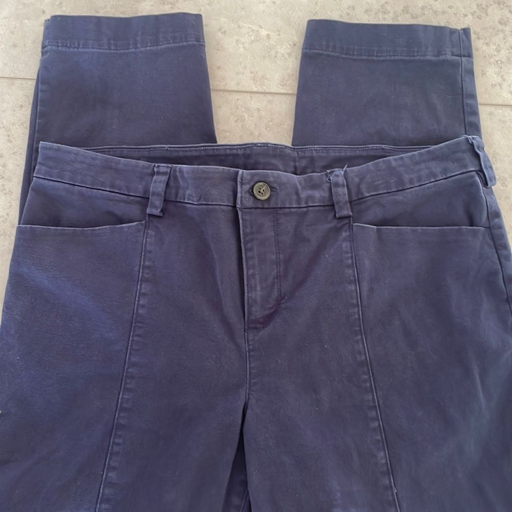 DULUTH TRADING Women’s Straight Leg Front Seam Twill Pants, Size 16, Navy Blue